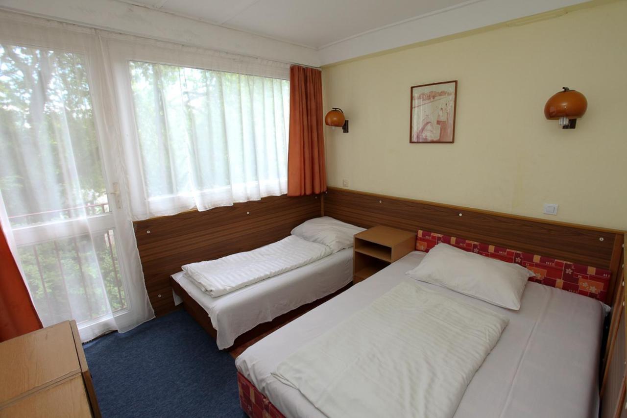 Rev Szallo Balaton Hotel Szántód Eksteriør billede