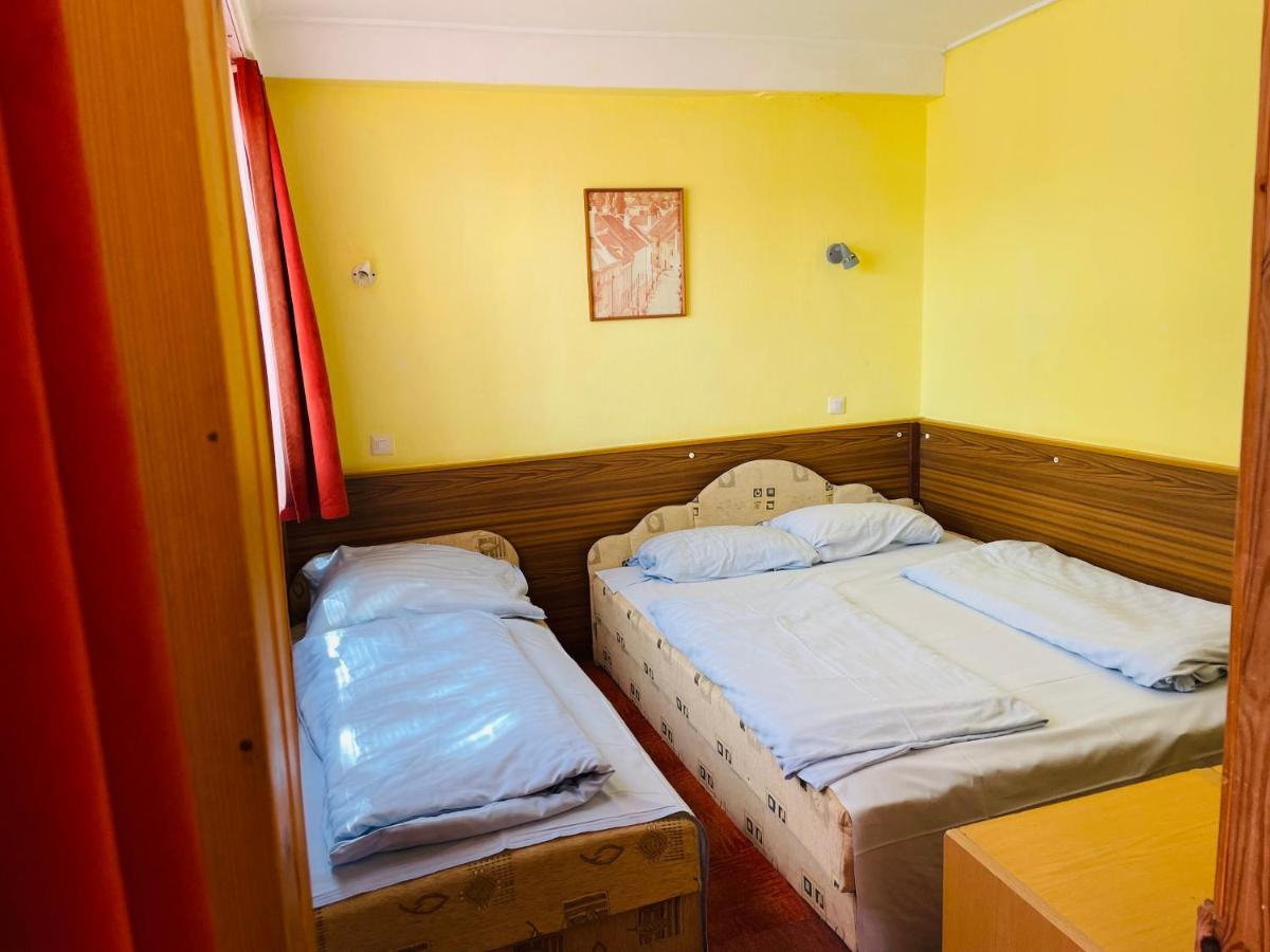 Rev Szallo Balaton Hotel Szántód Eksteriør billede