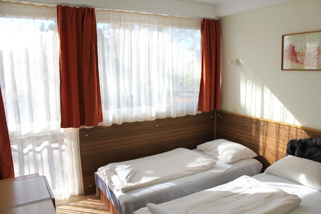 Rev Szallo Balaton Hotel Szántód Værelse billede